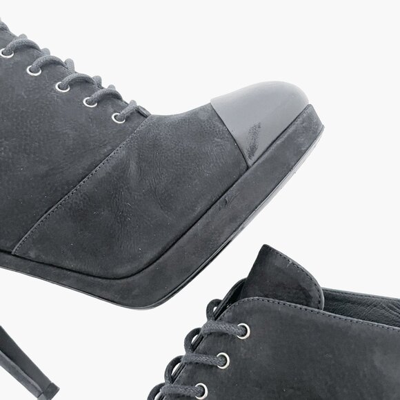 Chanel Lace Up CC Booties EU 38.5 US 7.5-8 Black Cap Toe High Heel Ankle Boot - Picture 14 of 15